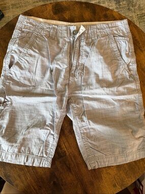 Buckle Black size 34 Men's Light Blue Flat Front Shorts — Casual Everyday Style